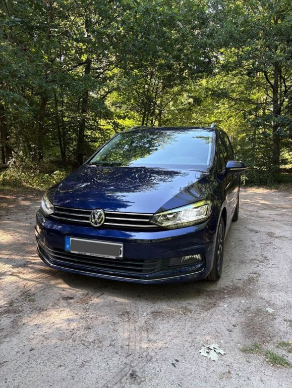 Image of Volkswagen Touran