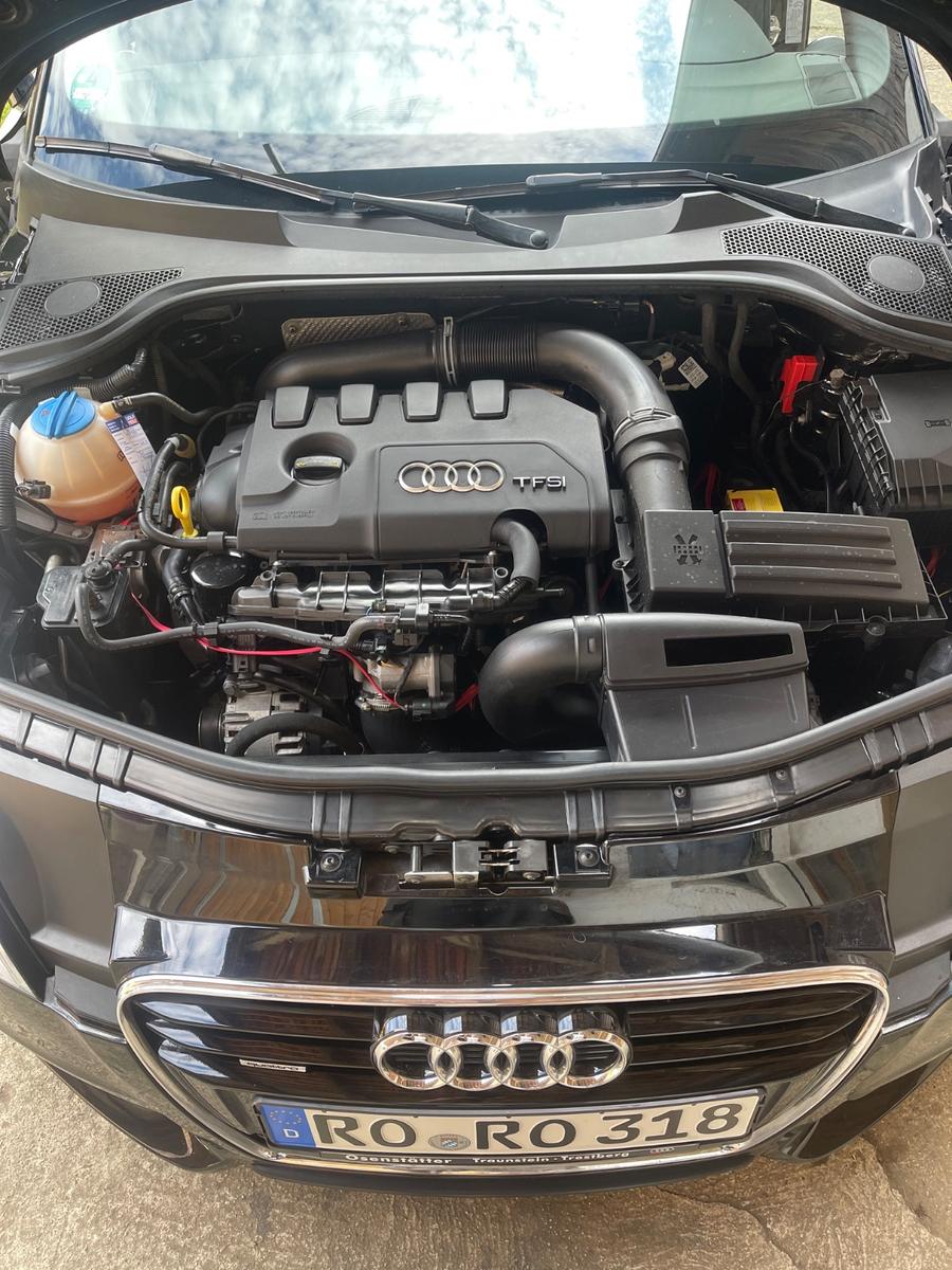 Audi TT Roadster 2.0 TFSI S tronic quattro -