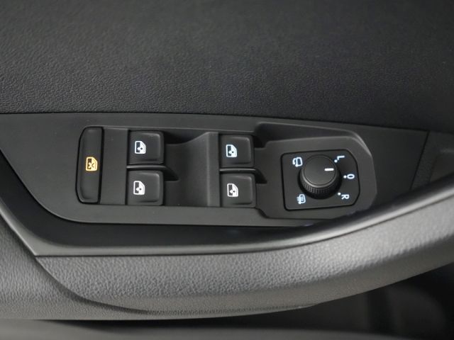 Karoq SPORTLINE TDI DSG 4X4+LED MATRIX+NAVI+RÜCK
