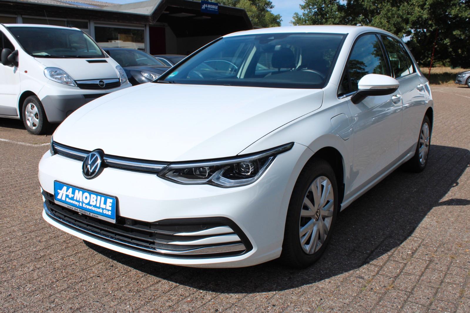 Volkswagen Golf VIII Lim. Style eHyb Navi SHZ Carplay ACC