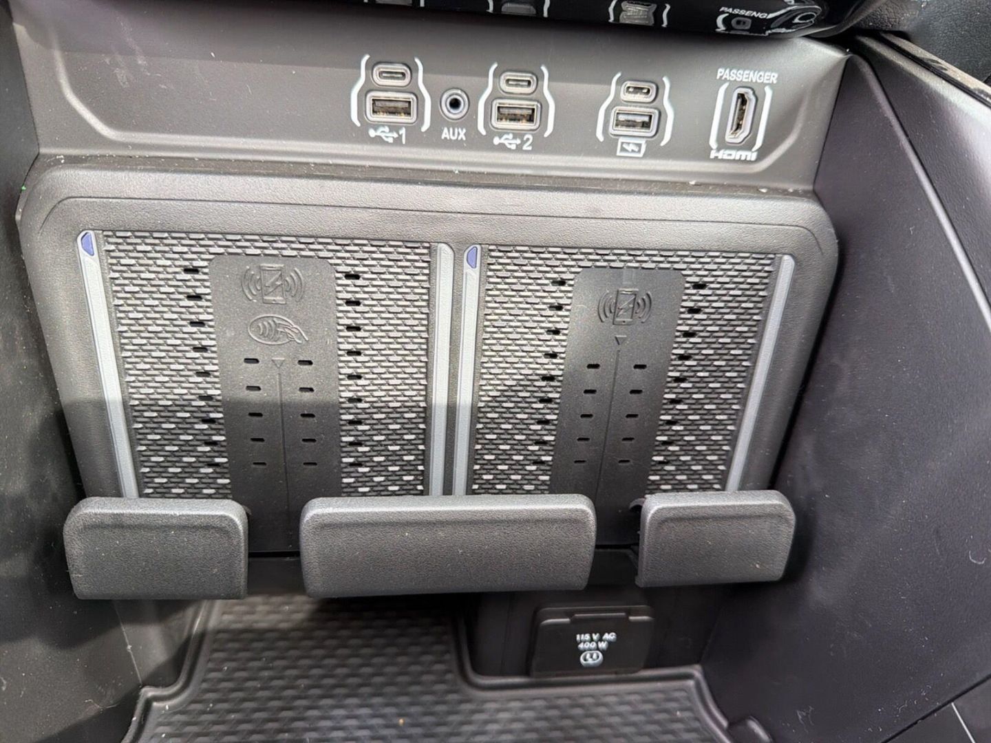 Fahrzeugabbildung Dodge RAM Rebel MY26-CanyonLake-Vollausstattung-Hurric