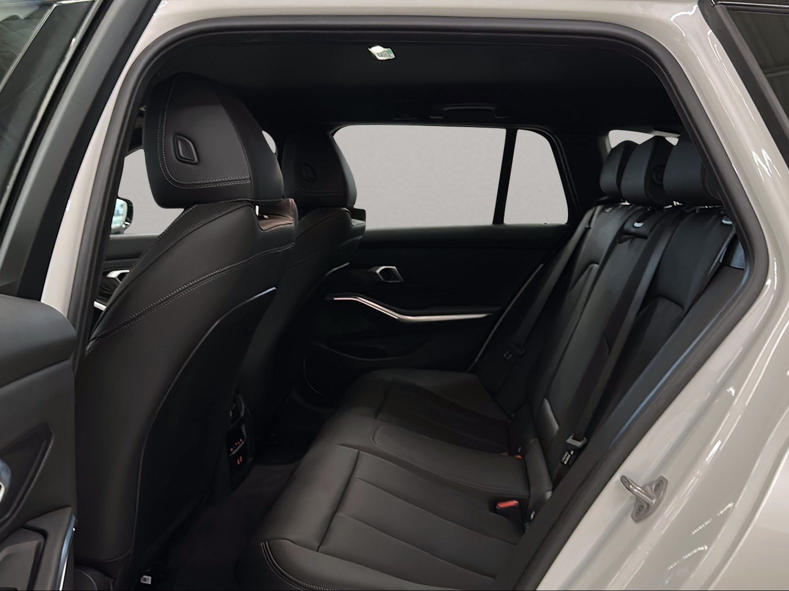 BMW 320 - Bild 16