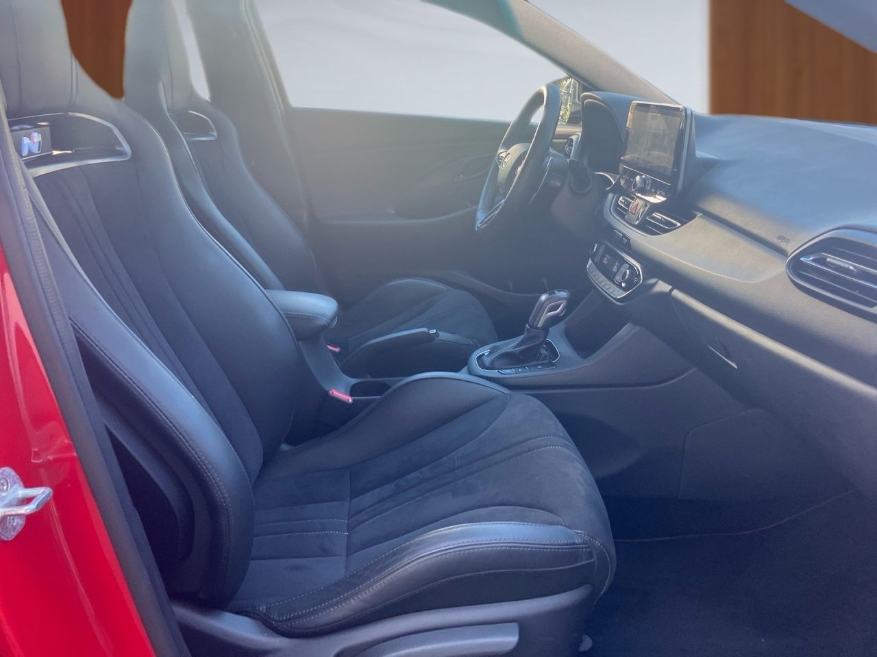 Fahrzeugabbildung Hyundai i30N PERF. FASTBACK PANO*abn.AHK*SP.SITZ*LHZ*SHZ