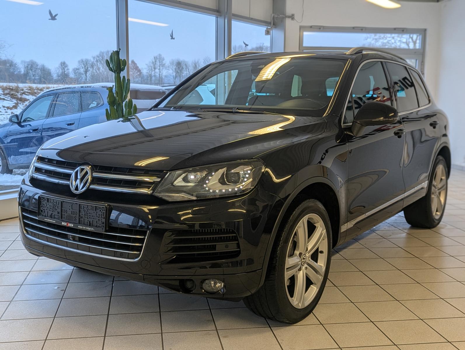 Volkswagen Touareg V6 3.0TDI Luft Leder AHK ACC Cam 20"