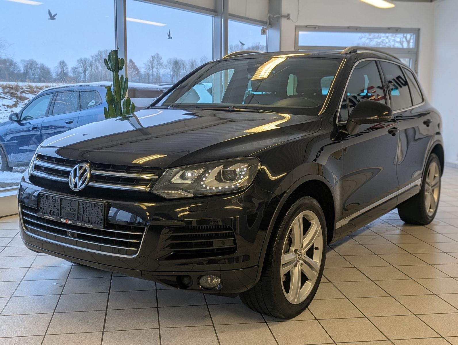 VW Touareg V6 3.0TDI Luft Leder AHK ACC Cam 20" - Image 3