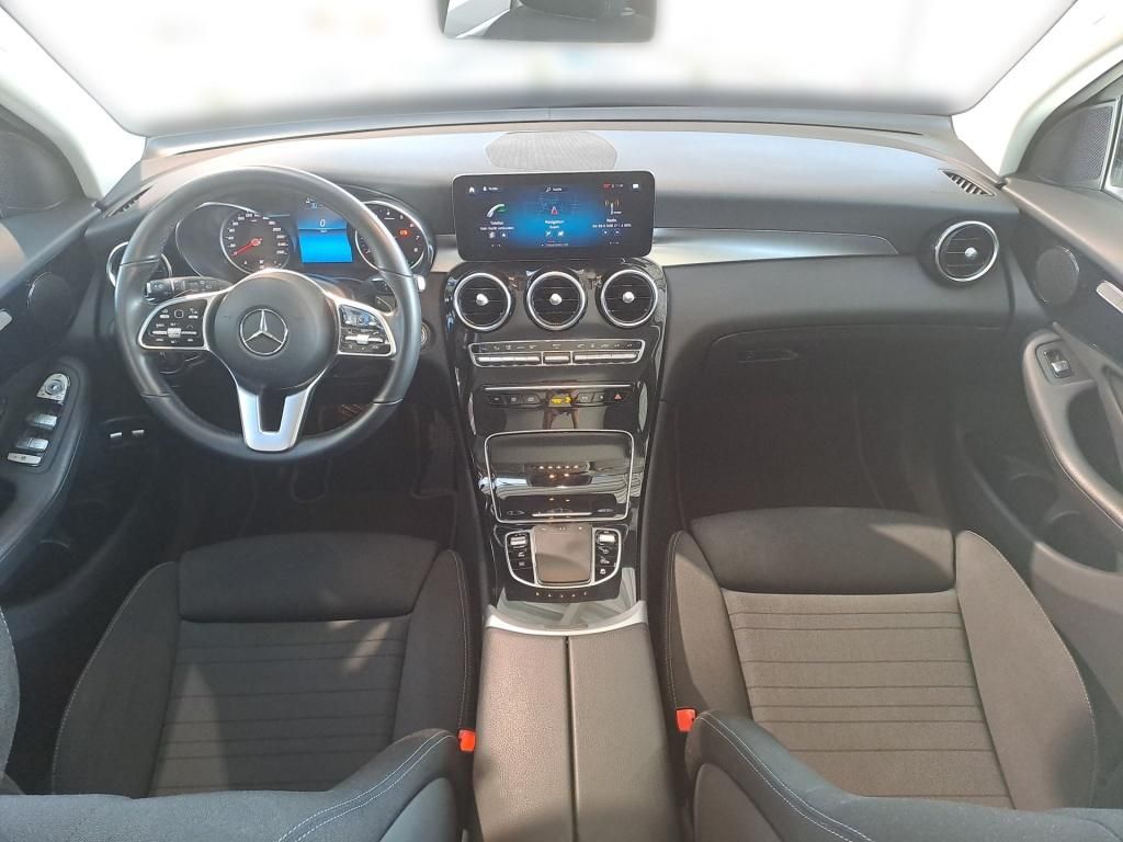 Fahrzeugabbildung Mercedes-Benz GLC 300 e 4M AHK Navi LED SHZ Kamera RDK Sport