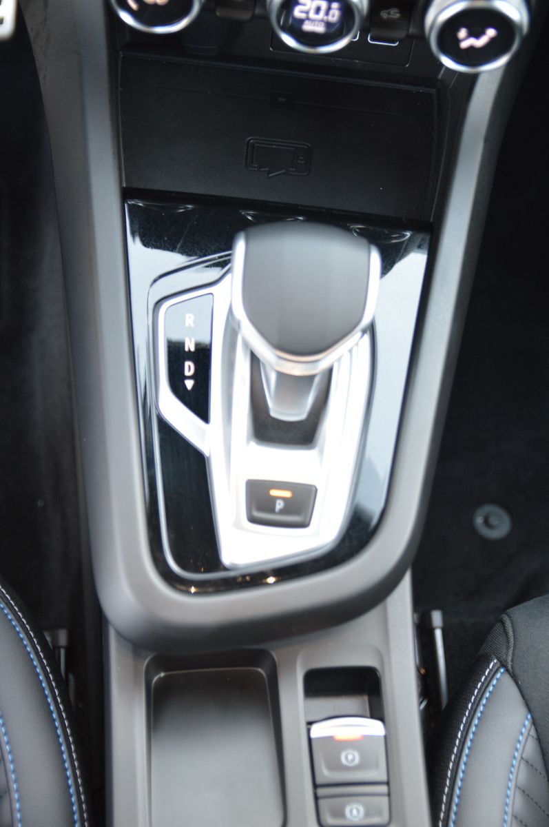 Fahrzeugabbildung Renault Arkana TCe 160 Mild-Hybrid Schiebedach Esprit A