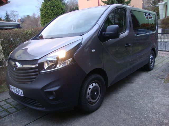 Opel Vivaro B L1H1+BEHINDERTENGERECHT+ROLLSTUHLRAMPE+