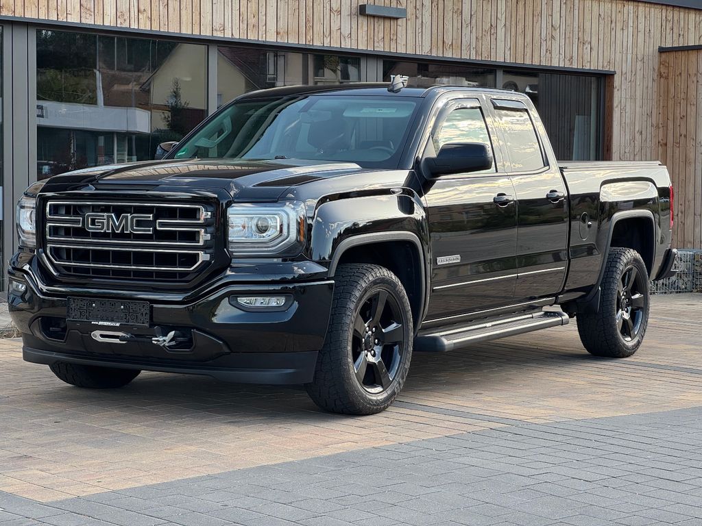 Image of GMC Sierra