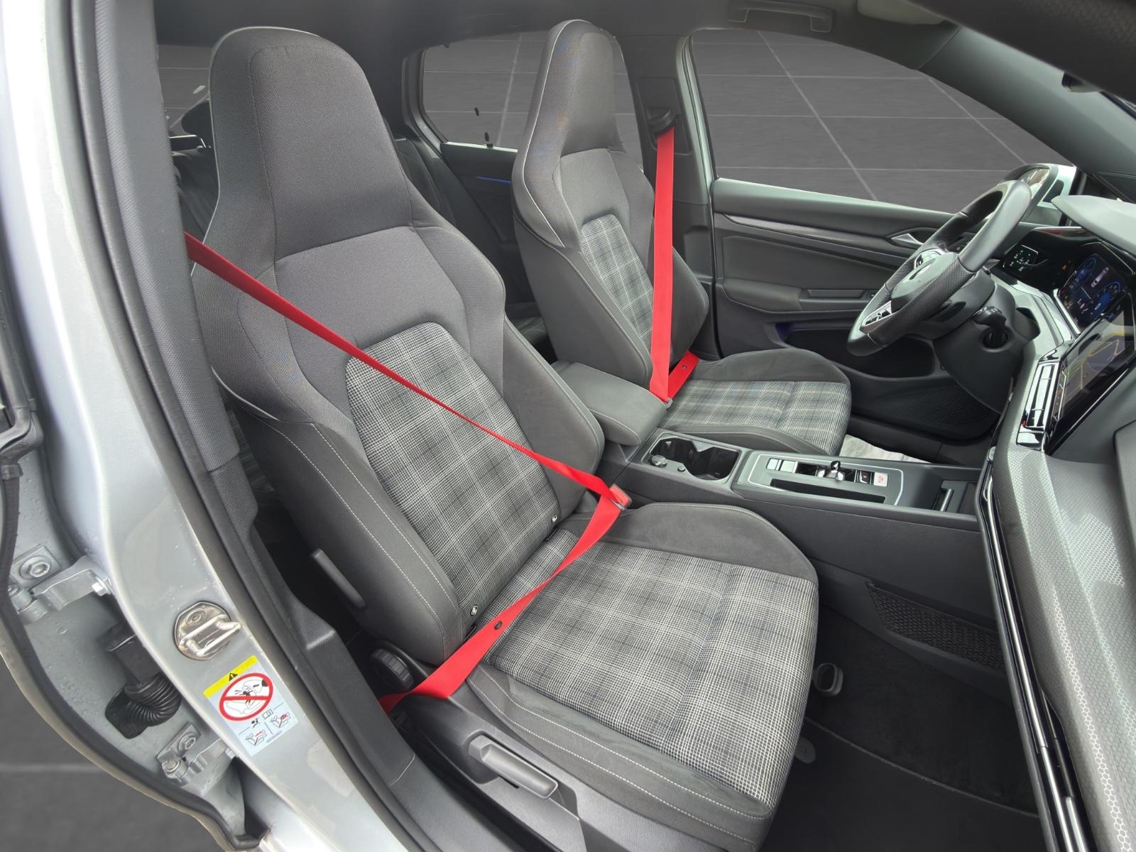 Volkswagen Golf VIII Lim. GTD StHz*AHK*Pano*Kamera*Keyless*, миниатюра 15