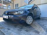 Volkswagen Golf VI Variant Trendline BlueMotion - Volkswagen Golf aus 2011: Bluemotion