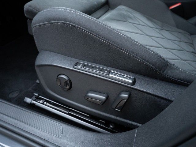 Golf VIII Style eTSI DSG HUD AHK DCC Matrix Pano