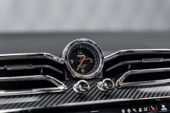 Bentayga 4.0 V8 S BLACK/BLACK-ORANGE 22&quot; LED