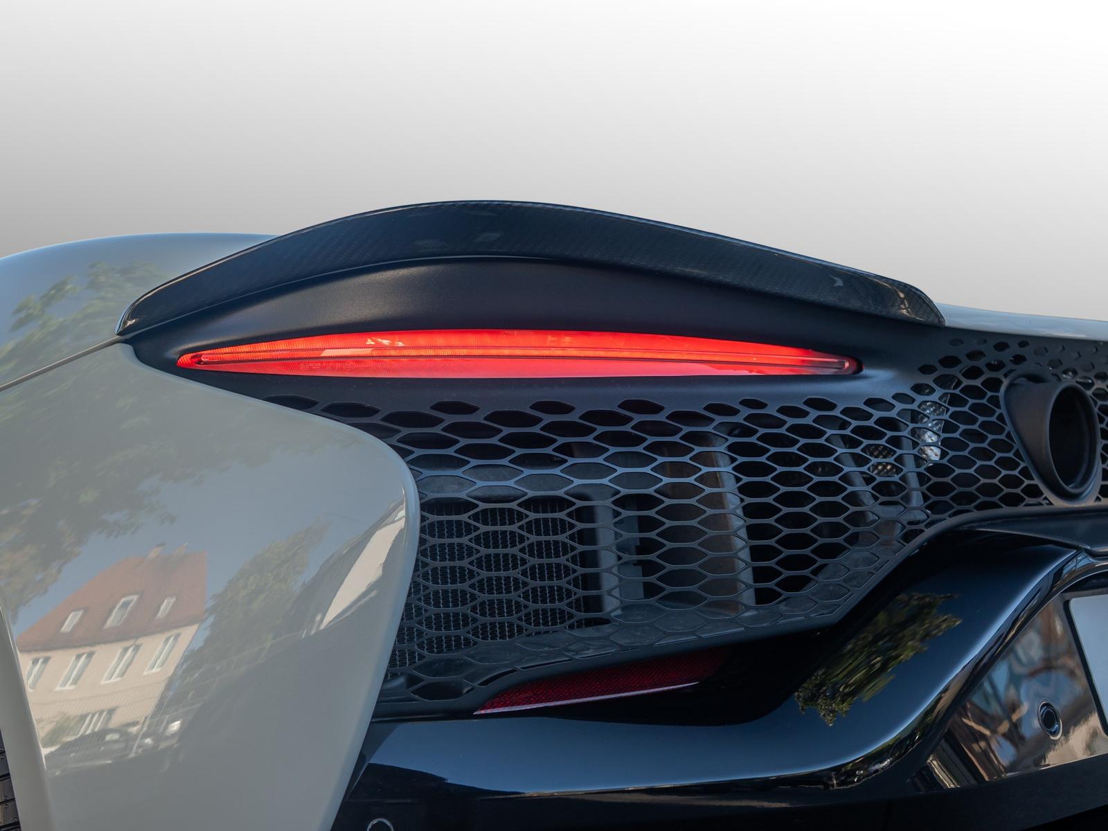 McLaren Artura Spider TechLux Int. | B&W | Carbon | ECR