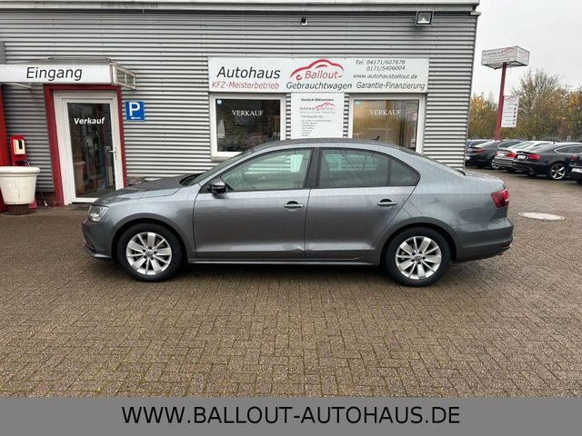 Volkswagen Jetta VI*1.HAND*KLIMA*TEMPO*AHK*EURO6*AUTOMATIK*