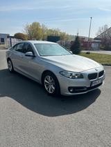 BMW Bmw 520i F10 2014 - BMW 520: F10 520i