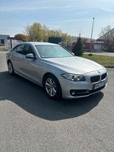 BMW Bmw 520i F10 2014 - BMW 520: F10 520i