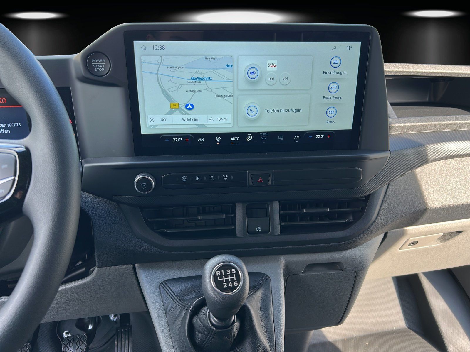 Fahrzeugabbildung Ford Transit Custom 280L1 AHK GJR LED Navi PDC