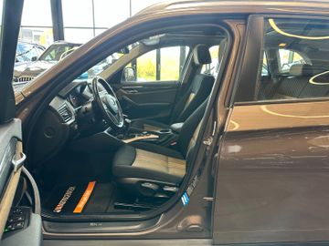 BMW X1 18 d xDrive *Navi*Pano*BiXenon*AHK*