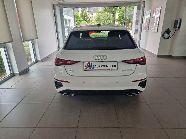 A3 Sportback S-Line 1.5 TFSI S-TRON LED NAV 4JGA