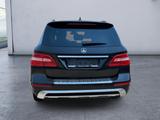 Mercedes-Benz ML 350 ML ML 350 CDI BlueTec - Mercedes-Benz ML 350 mit Diesel-Antrieb: Schwarz