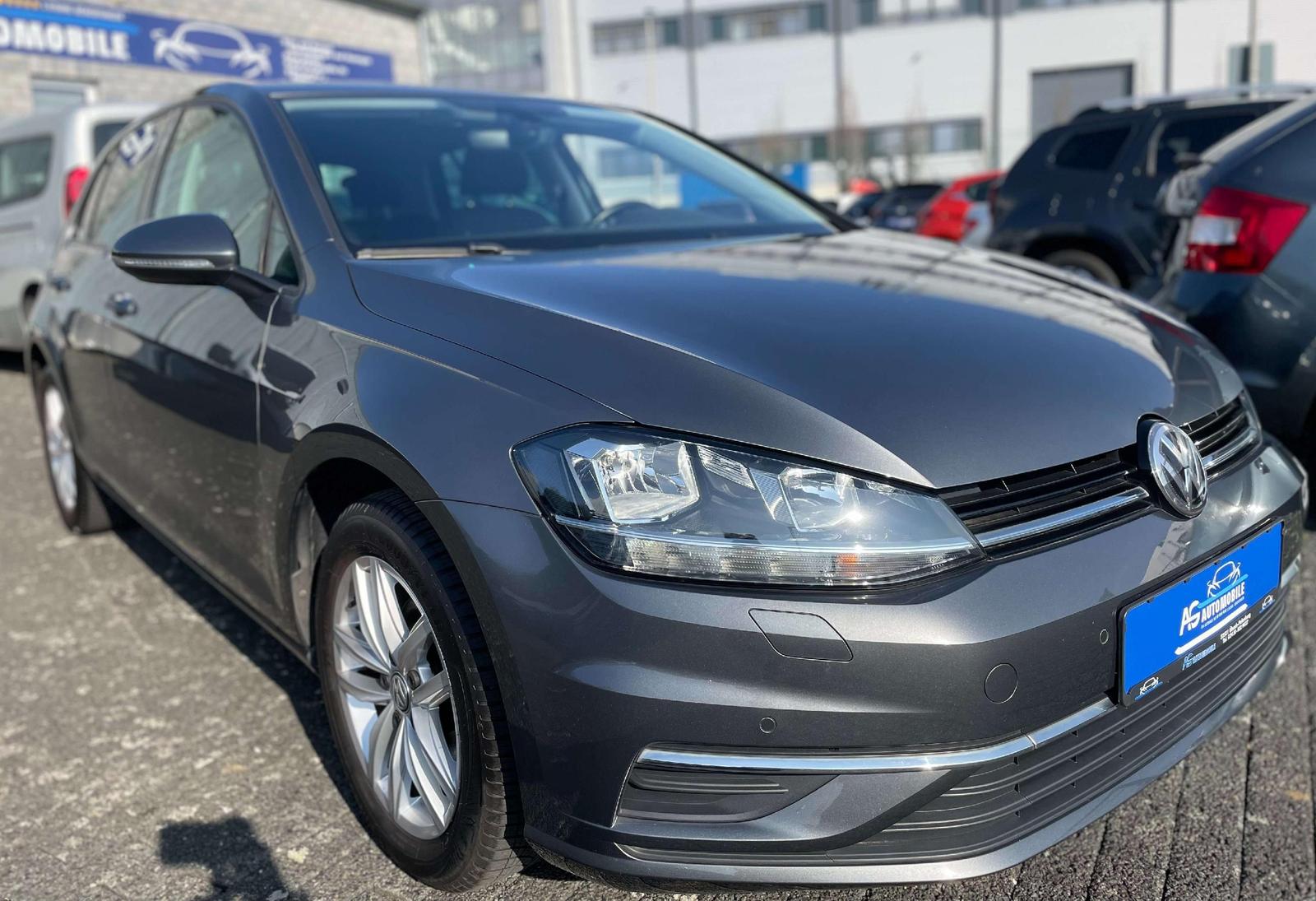 Volkswagen Golf Comfortline BMT/1.Hand nach Vorführwagen!