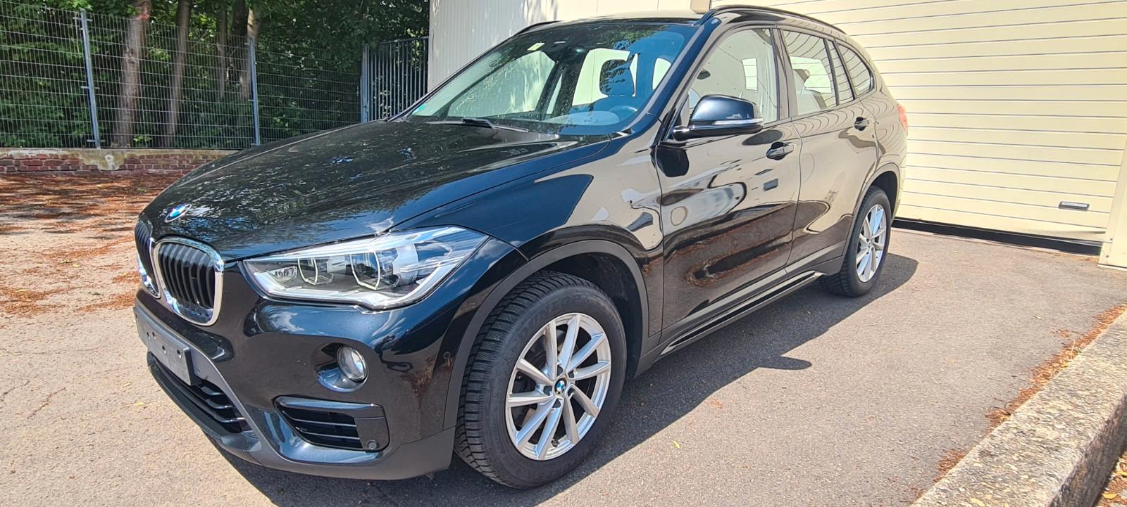 BMW X1 xDrive 20 d Sport Line, Scheckheftgepflegt