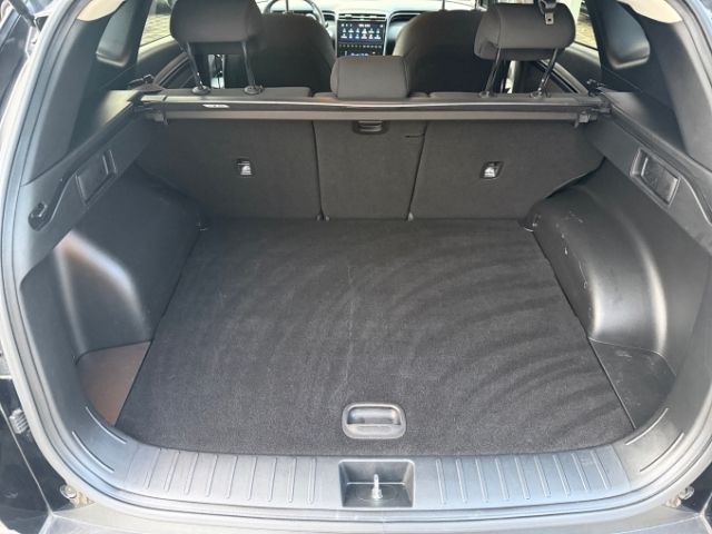 Fahrzeugabbildung Hyundai Tucson Trend Mild-Hybrid 4WD 1.6 +NAVI+KLIMA+RFK
