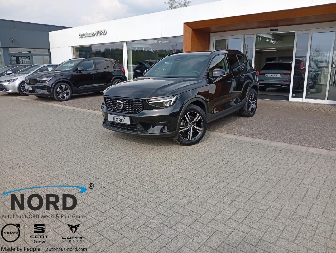 Volvo XC40 B4 Gear. Plus Dark 2WD/Standheizung/E-Sitze