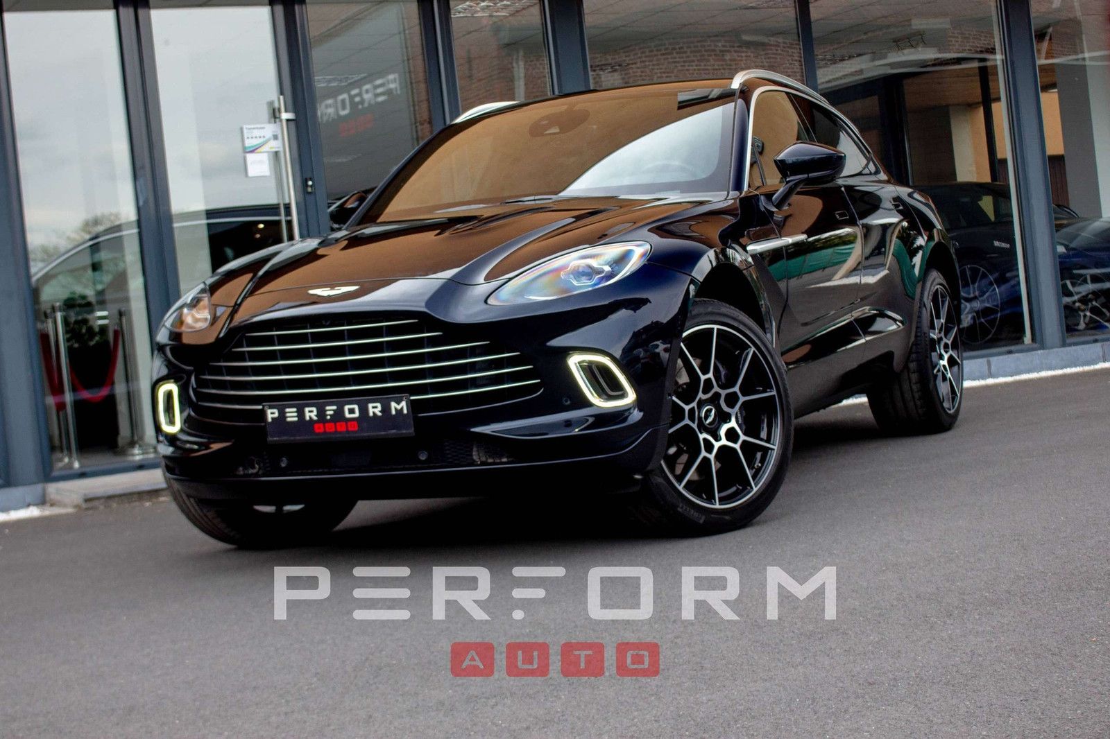 Aston Martin DBX 1 OWNER*14m ASTON WARRANTY*FULL SERVICE BOOK