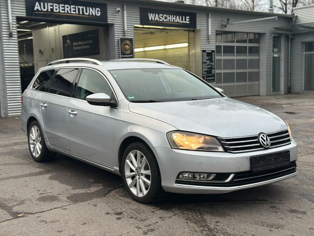 Volkswagen Passat Variant Highline Alcantara*2-Zonen*Navi*