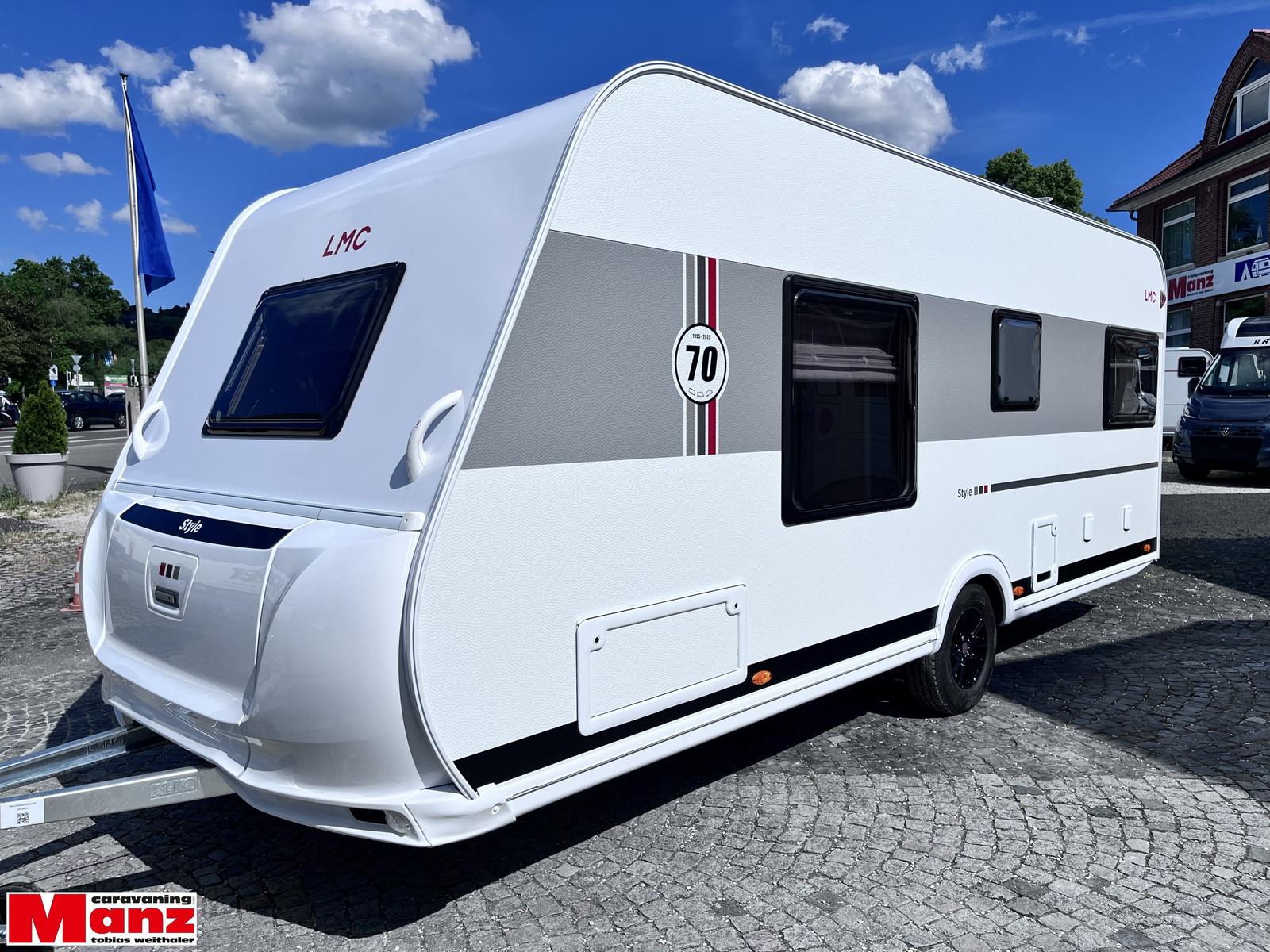 LMC Style 450 D 70 Jahre - Autark Paket - Bugfenster