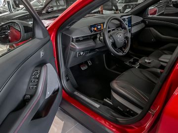 Ford Mustang Mach-E Basis AWD Stauassistent Kamera
