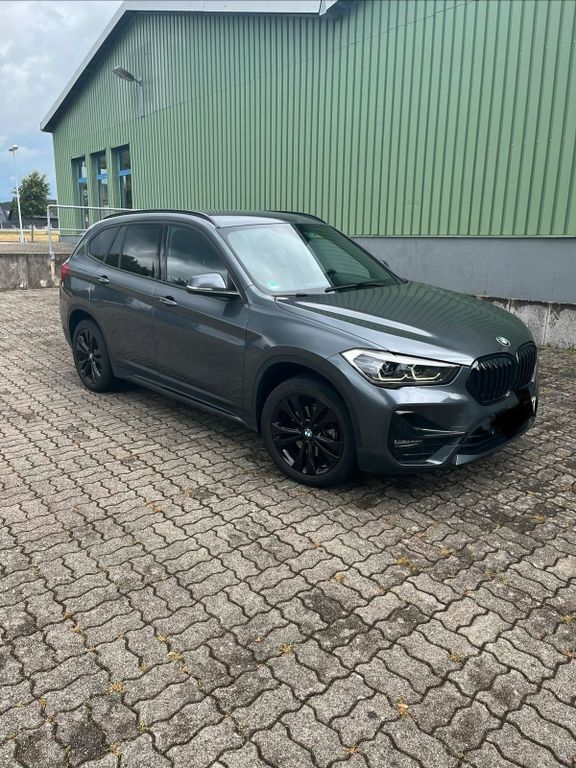 Image of BMW iX1