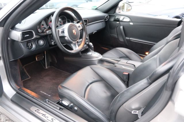 Fahrzeugabbildung Porsche 997 Turbo S Coupé/Deutsch/Approved/Sportabgas