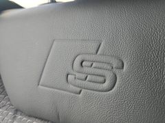 Fahrzeugabbildung Audi Q3 Sportback 35 TDI S line Matrix Navi Kamera