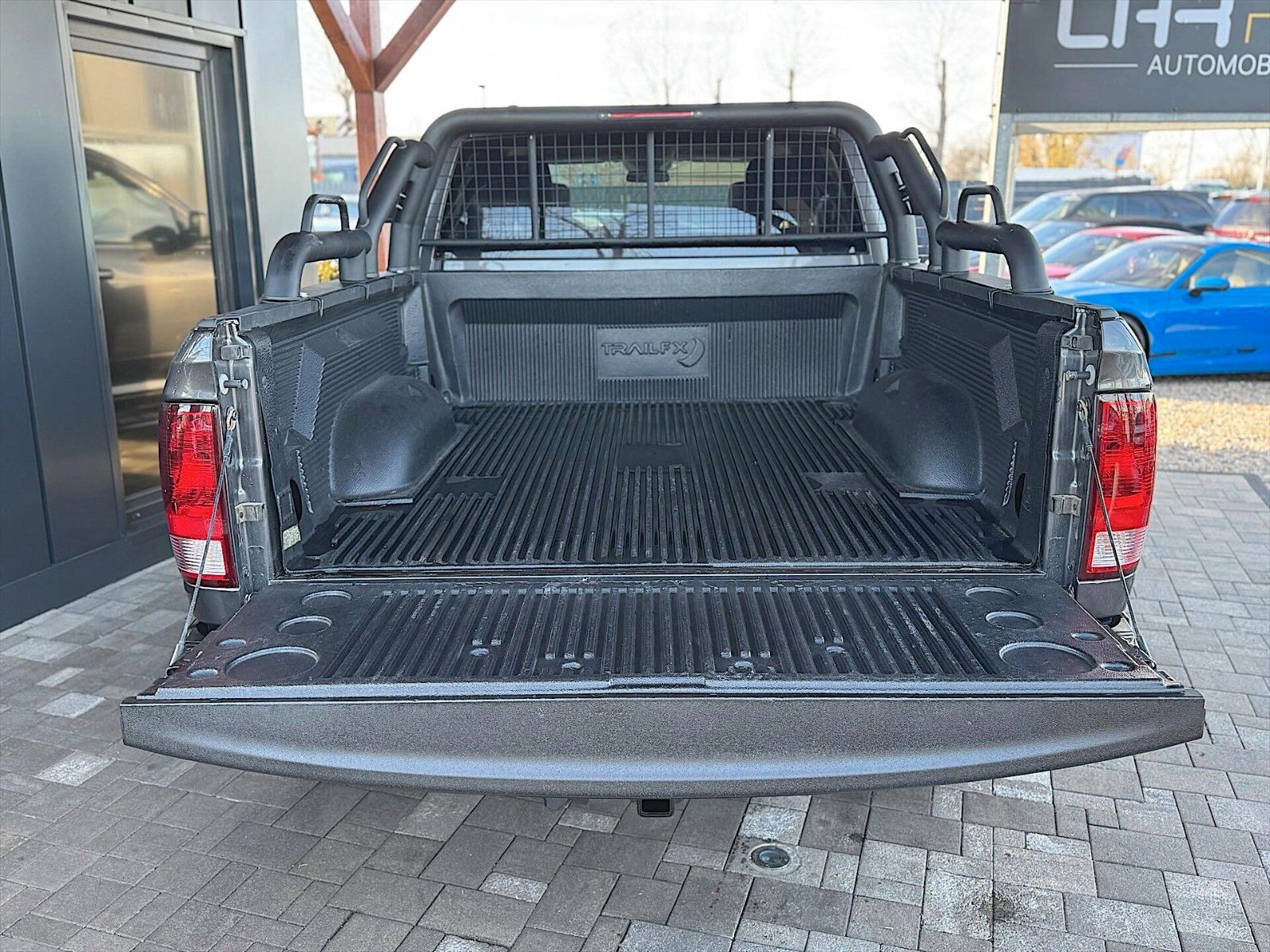 Fahrzeugabbildung Dodge RAM 5.7 V8 HEMI SPORT LONGBED CrewCab 4x4 LED