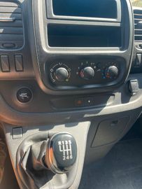 Renault Trafic - 10