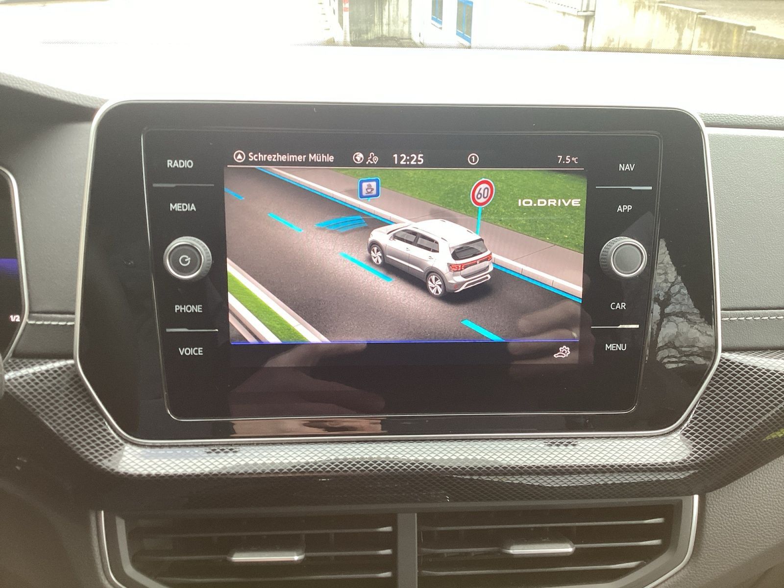 Volkswagen T-Cross - Bild 18