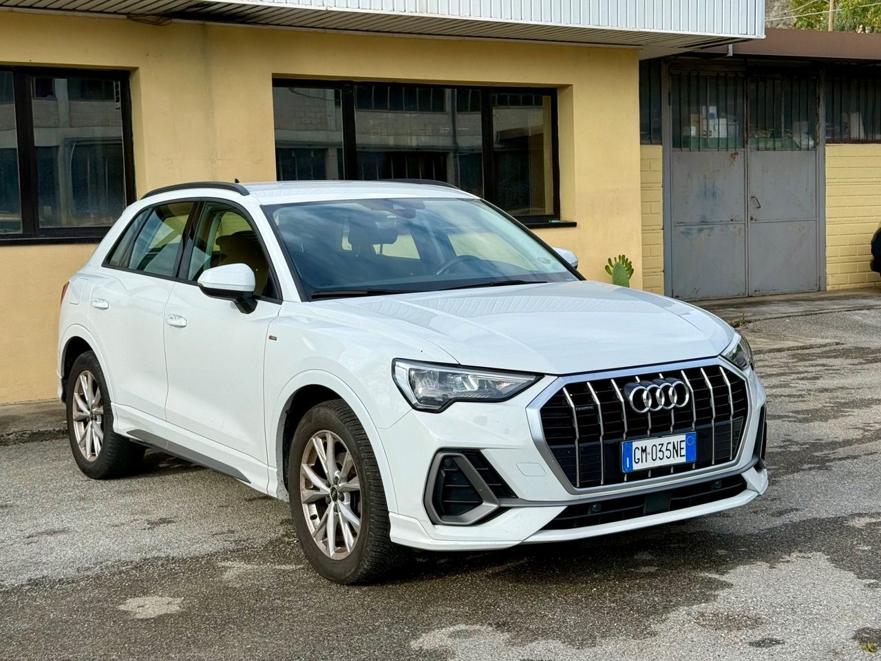 Audi Q3 35 TDI quattro S tronic line edition imagem 3