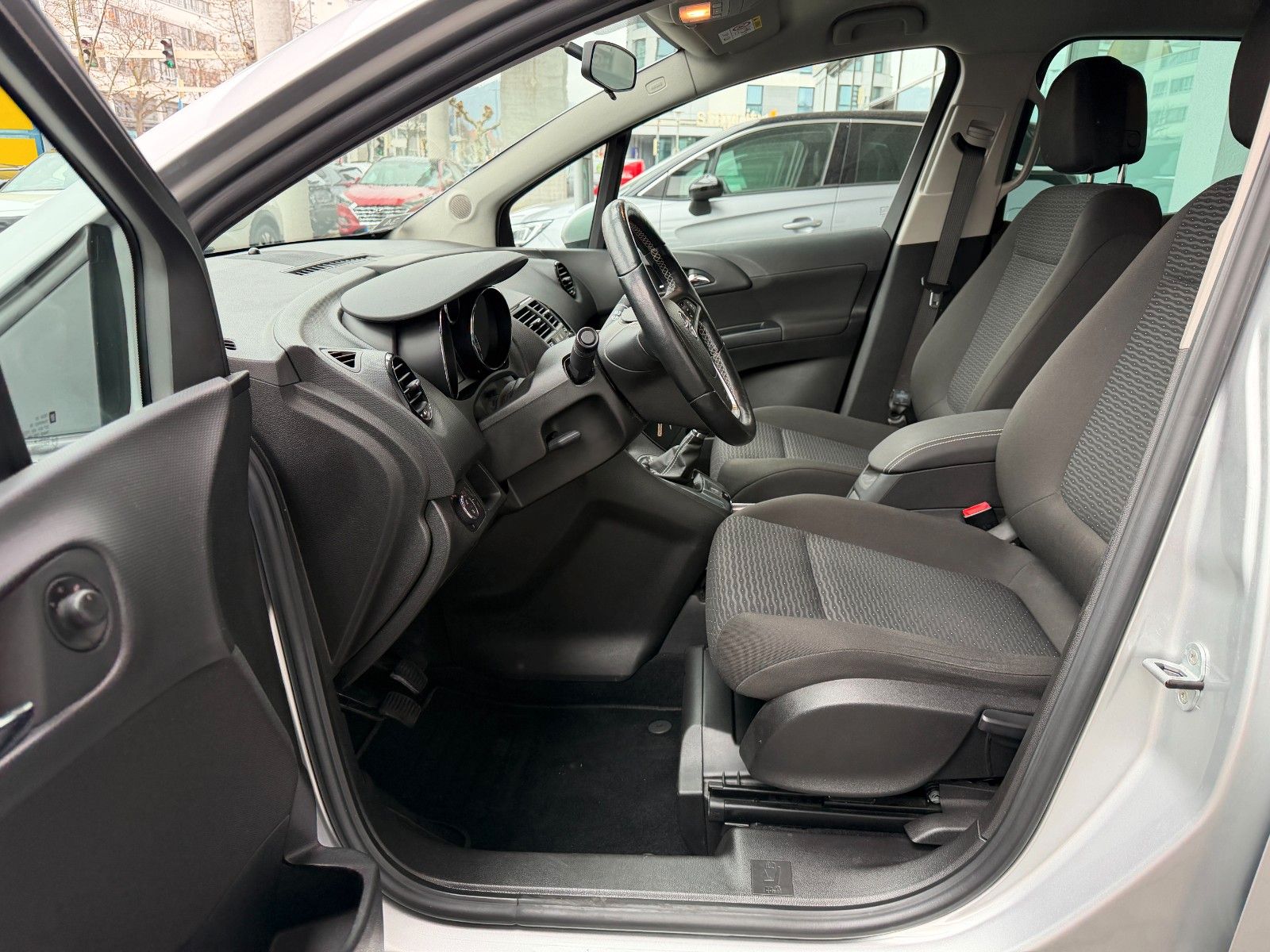Fahrzeugabbildung Opel Meriva B Drive 120PS SHZ/PDC/LHZ!
