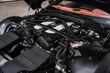 2022 Aston Martin V12 VANTAGE — миниатюра 27