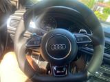 Audi RS6 - Audi RS6: Schwarz