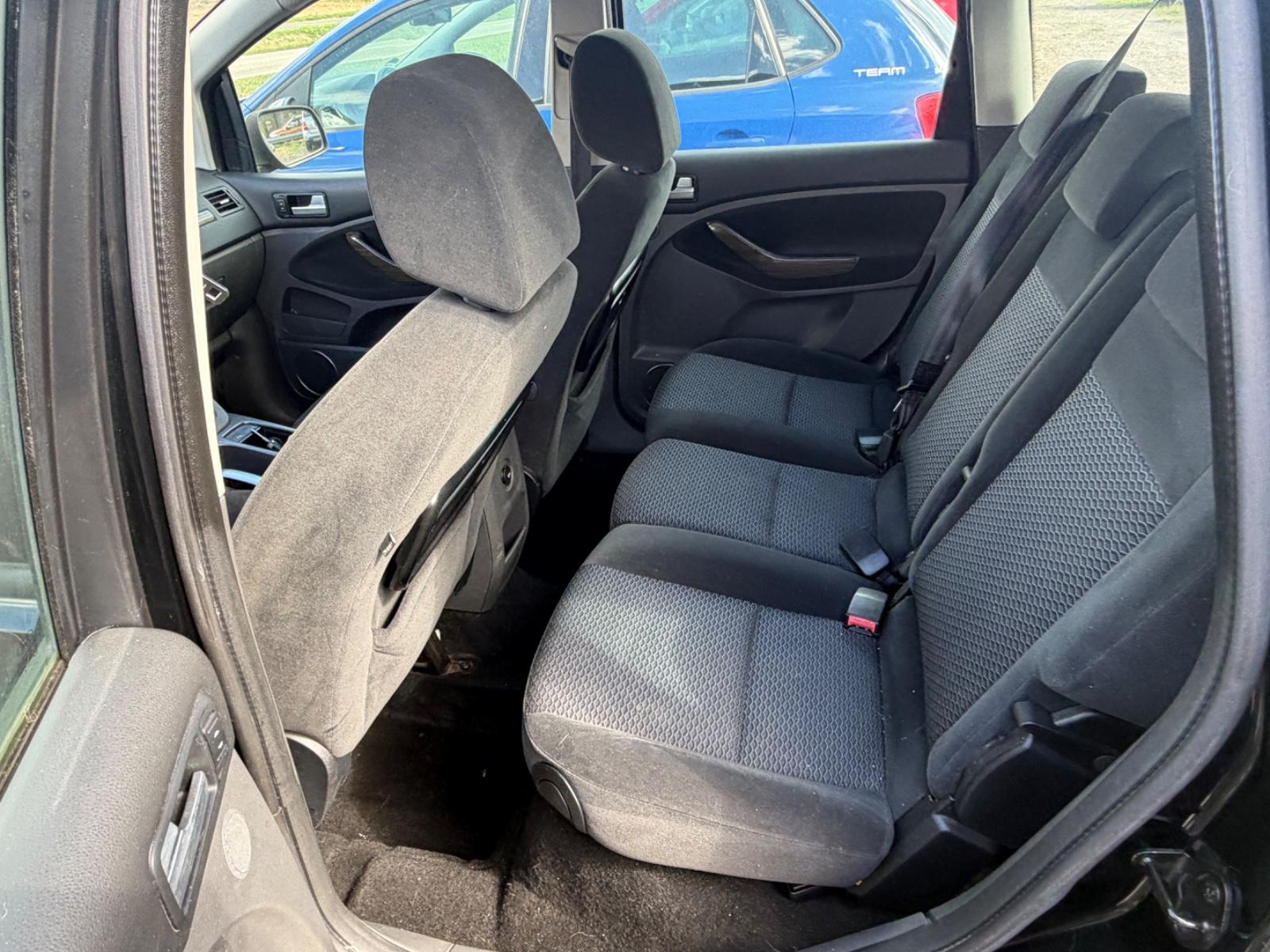 Ford C-MAX 2009 — photo 18