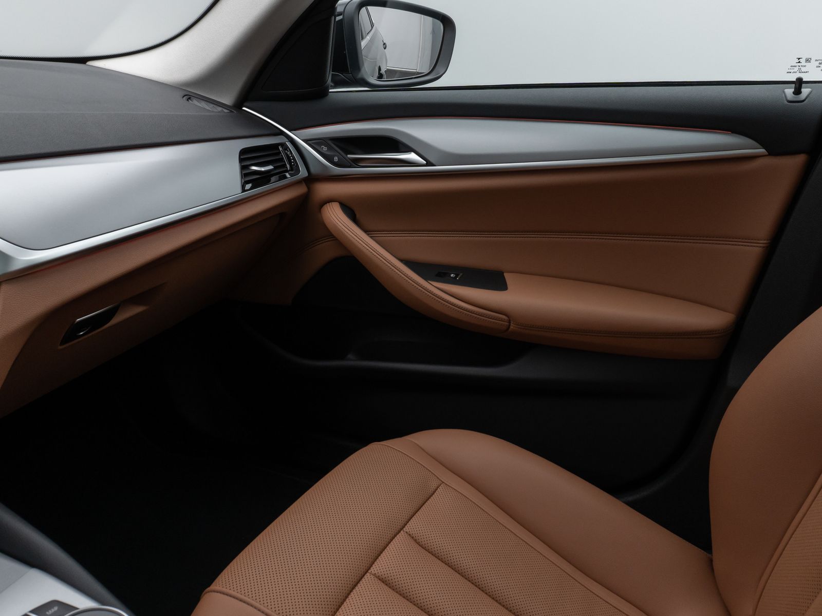 Fahrzeugabbildung BMW 530d  xD Panorama Kamera DAB HiFi AHK Alarm ACC