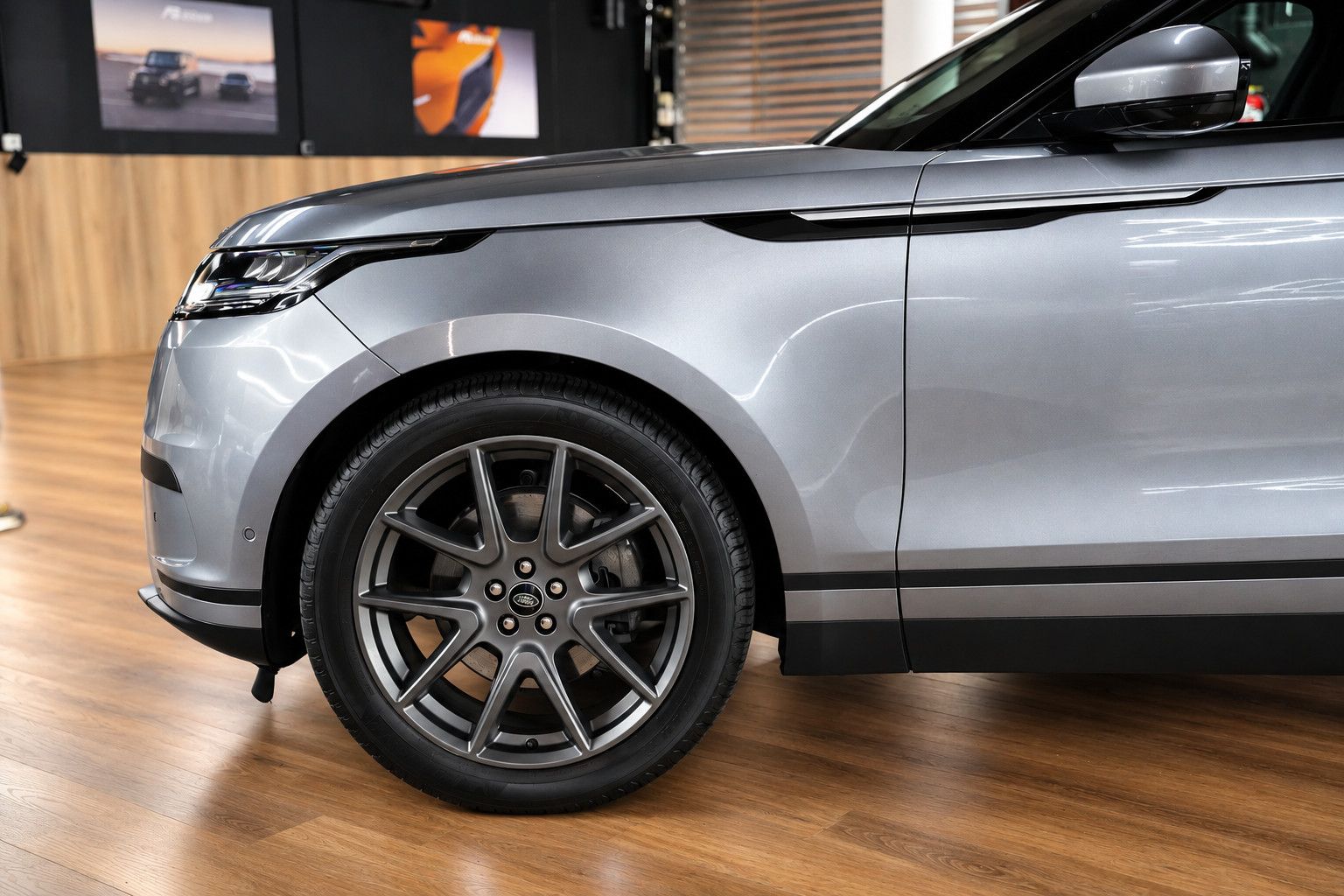 Fahrzeugabbildung Land Rover Range Rover Velar /360*Cam/LED/CapPlay/LEDER/