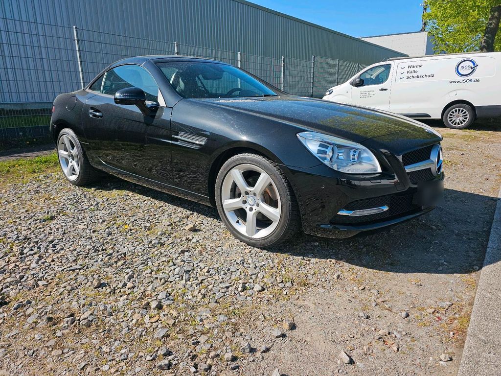 Image of Mercedes-Benz SLK 200