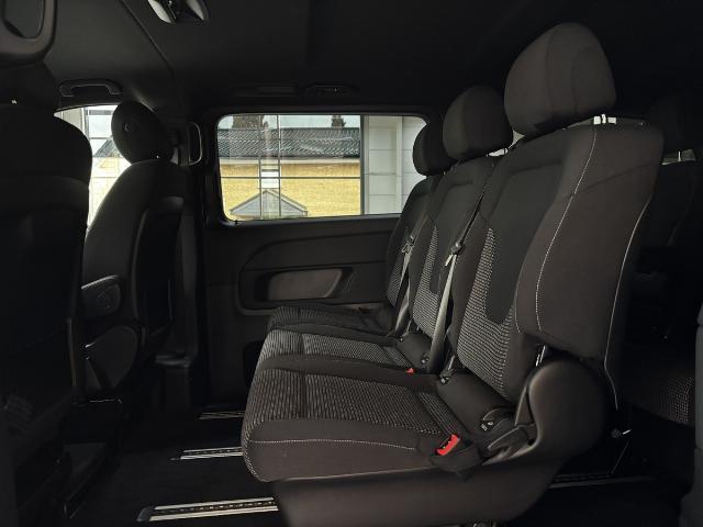 Mercedes-Benz V 220