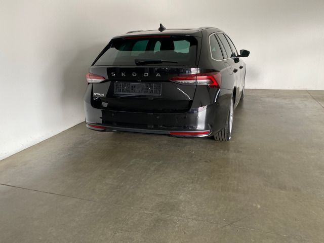 Octavia Combi Selection 2.0 TDI DSG AHK+NAVI