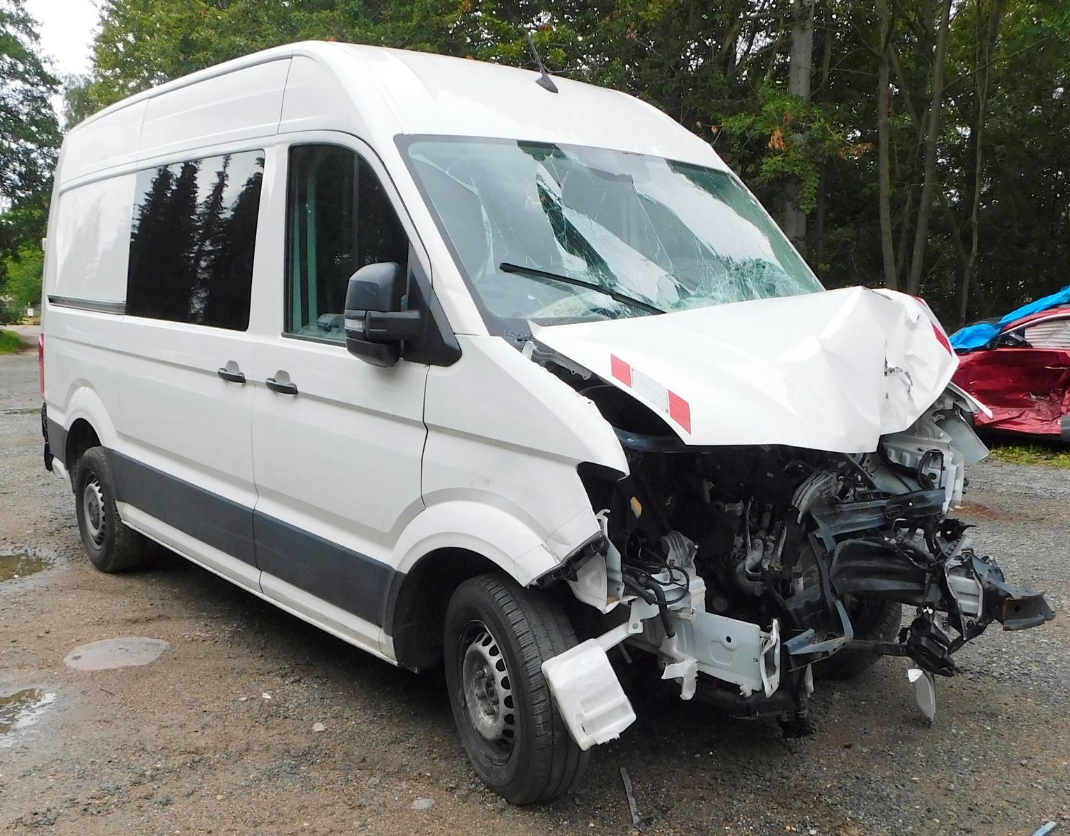 Volkswagen Crafter Kasten Kasten 35 mittellang Hochdach FWD